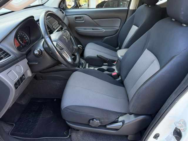 mitsubishi-l200-2-4-154cv-2019-diesel-2442cc
