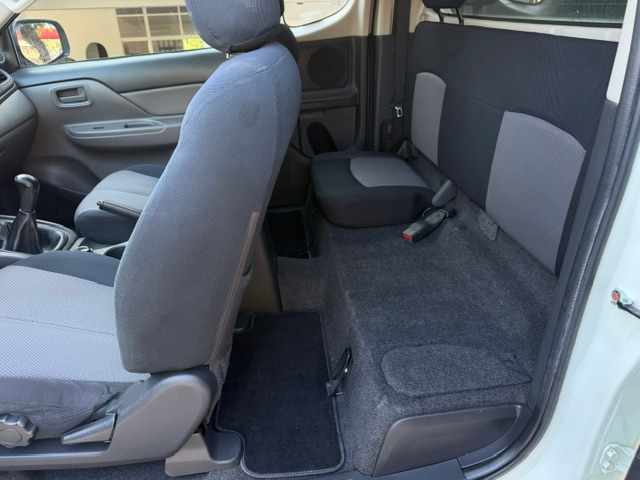 mitsubishi-l200-2-4-154cv-2019-diesel-2442cc