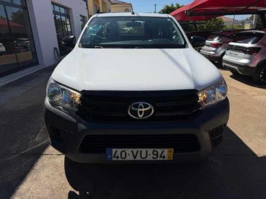 toyota-hilux-2-4-150cv-2018-diesel-2393cc