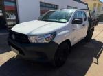 toyota-hilux-2-4-4wd-2018-diesel-2393cc
