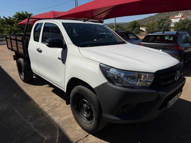 toyota-hilux-2-4-4wd-2018-diesel-2393cc