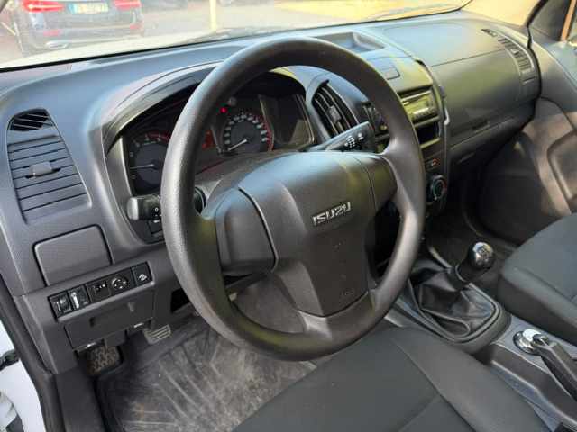 isuzu-d-max-1-9-2018-diesel-1898cc