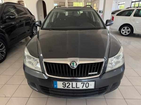 skoda-octavia-1-6-tdi-2011-diesel-1598cc