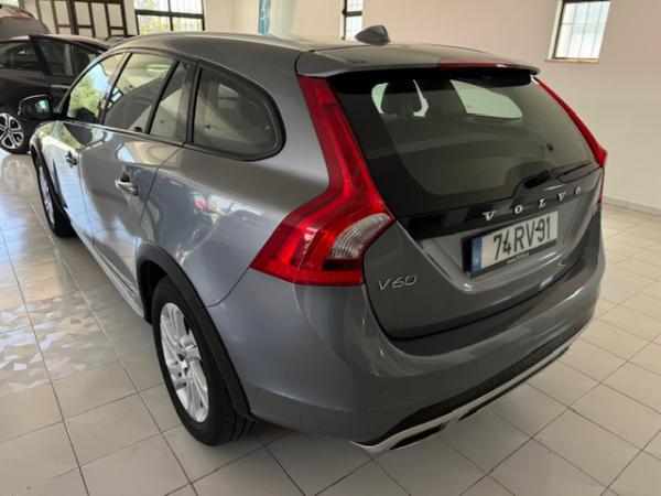 volvo-v60-d3-2-0-2016-diesel-1969cc