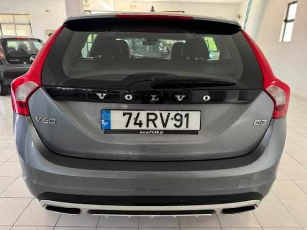 volvo-v60-d3-2-0-2016-diesel-1969cc