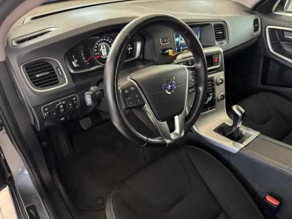 volvo-v60-d3-2-0-2016-diesel-1969cc