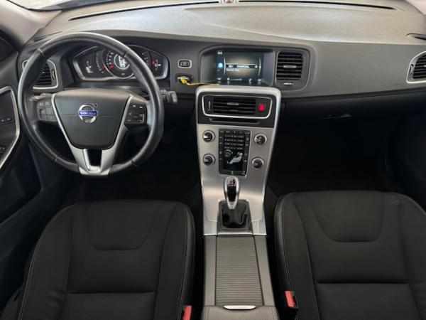 volvo-v60-d3-2-0-2016-diesel-1969cc