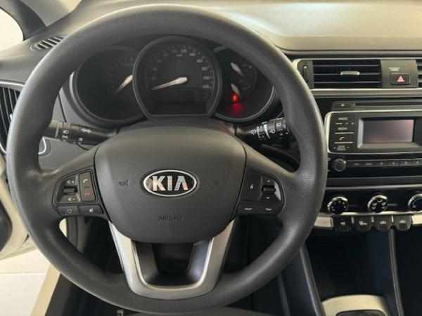 kia-rio-1-2-cvvt-2015-gasolina-1248cc