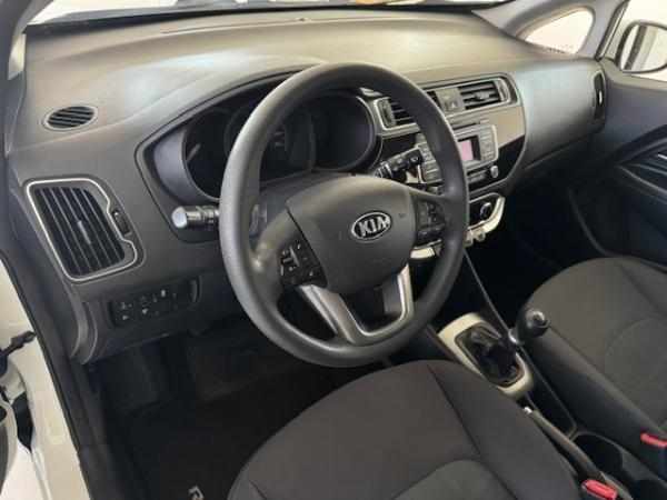 kia-rio-1-2-cvvt-2015-gasolina-1248cc