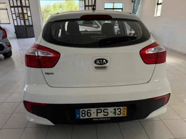 kia-rio-1-2-cvvt-2015-gasolina-1248cc