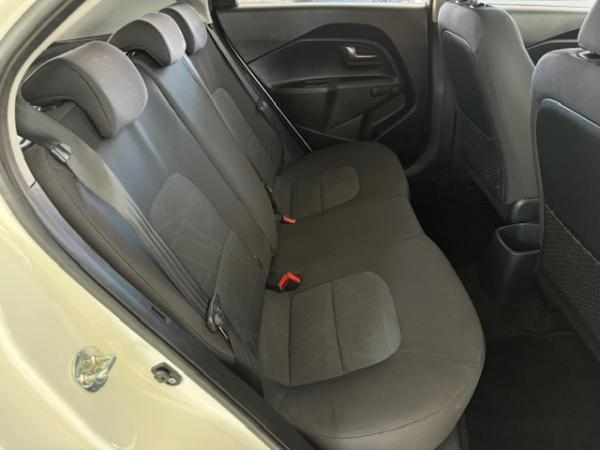 kia-rio-1-2-cvvt-2015-gasolina-1248cc