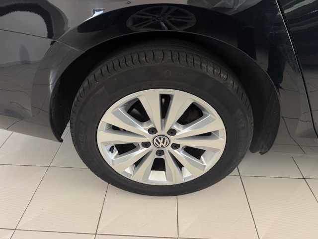 volkswagen-golf-1-6-tdi-bluemotion-2019-diesel-1598cc