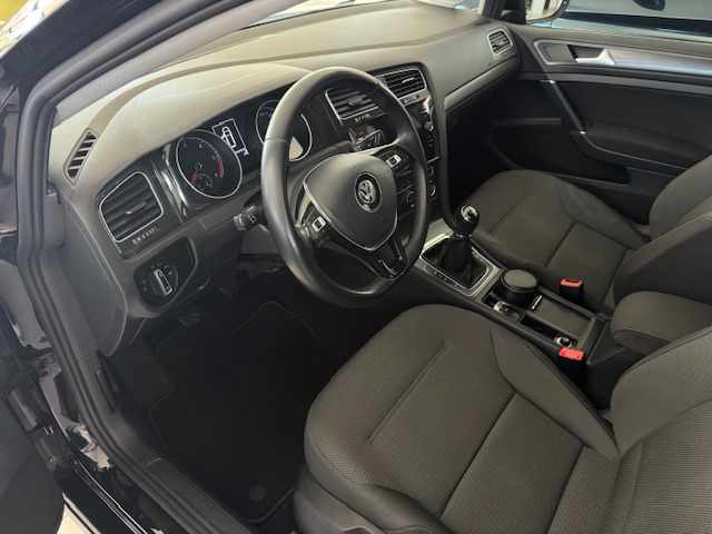 volkswagen-golf-1-6-tdi-bluemotion-2019-diesel-1598cc