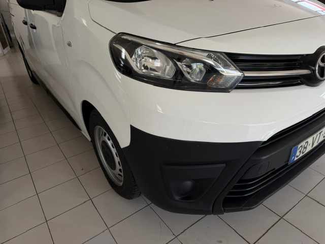 toyota-proace-1-6d-4d-l1-2018-diesel-1560cc