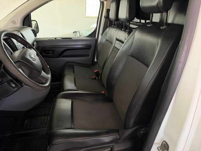 toyota-proace-1-6d-4d-l1-2018-diesel-1560cc