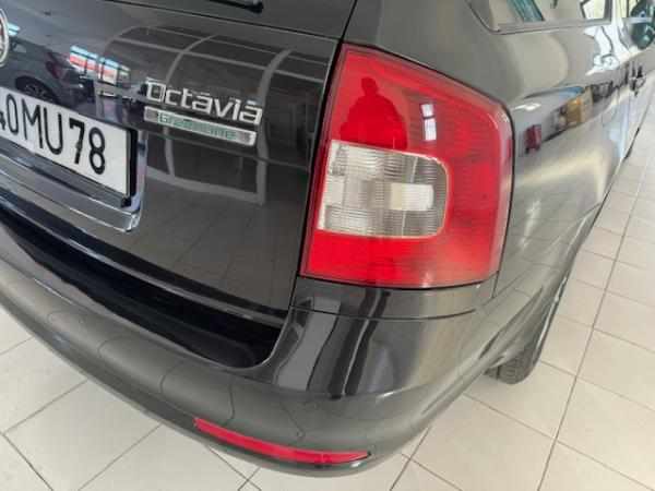 skoda-octavia-1-6-tdi-2012-diesel-1598cc