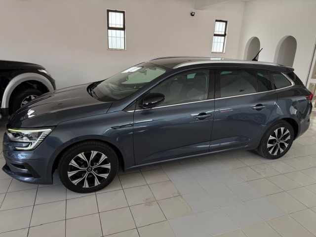 renault-megane-1-5-blue-dci-2021-diesel-1461cc