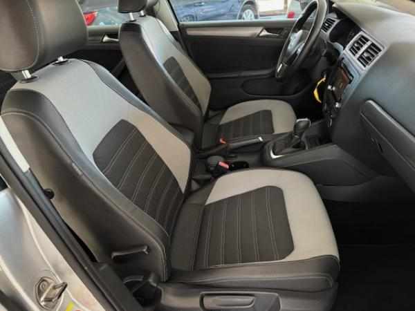 volkswagen-jetta-1-6-tdi-2011-diesel-1598cc