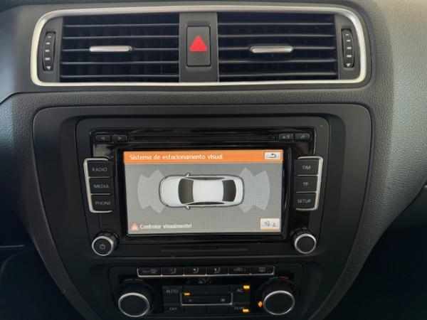 volkswagen-jetta-1-6-tdi-2011-diesel-1598cc