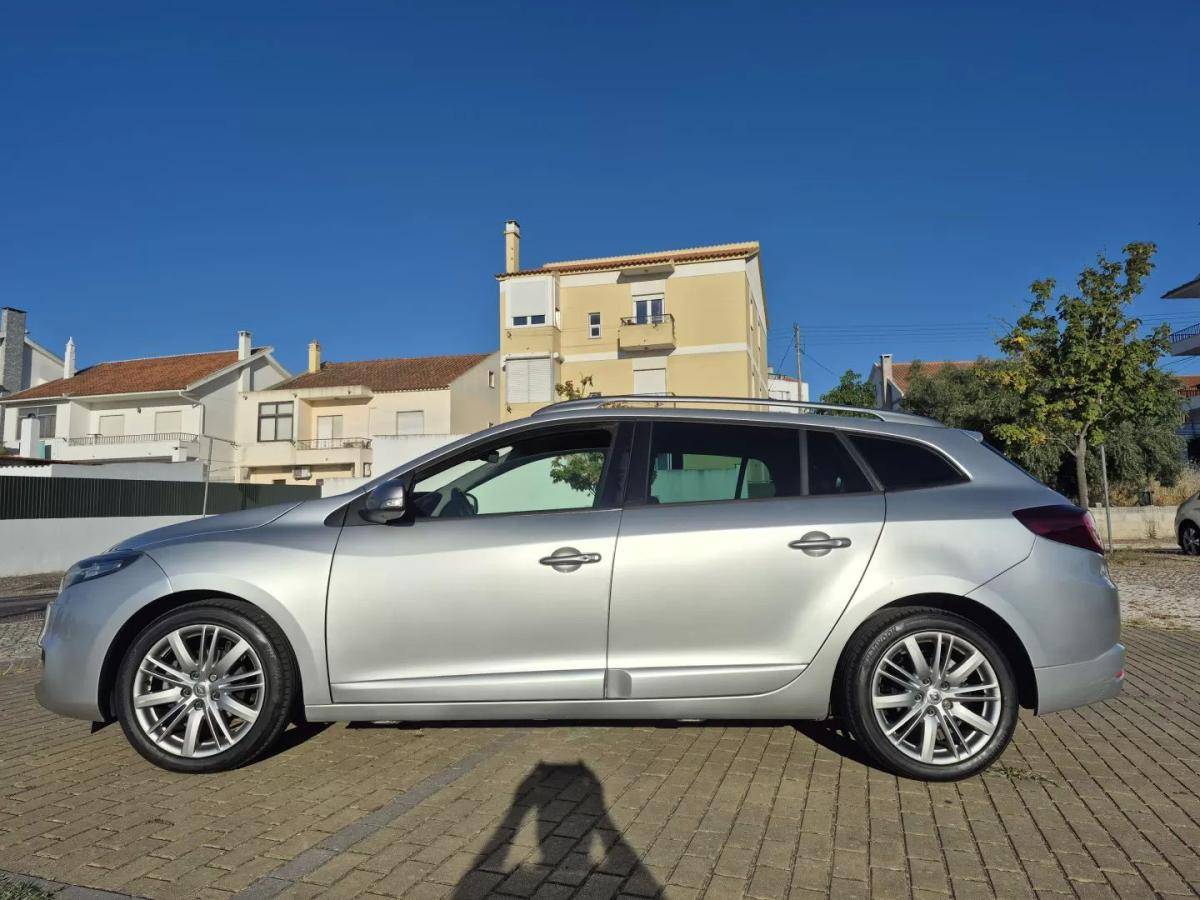 renault-megane-sport-tourer-2013-diesel-1461cc