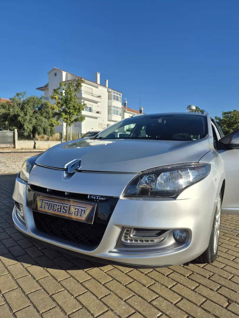 renault-megane-sport-tourer-2013-diesel-1461cc
