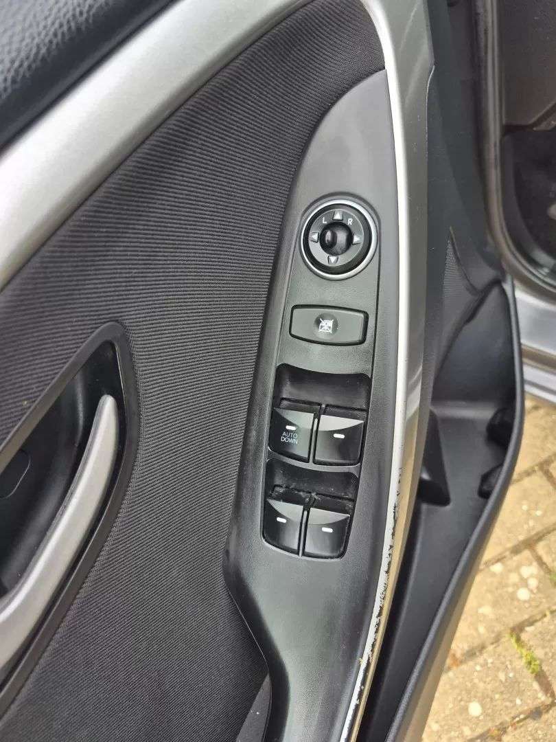 hyundai-i30-sw-2013-diesel-1396cc