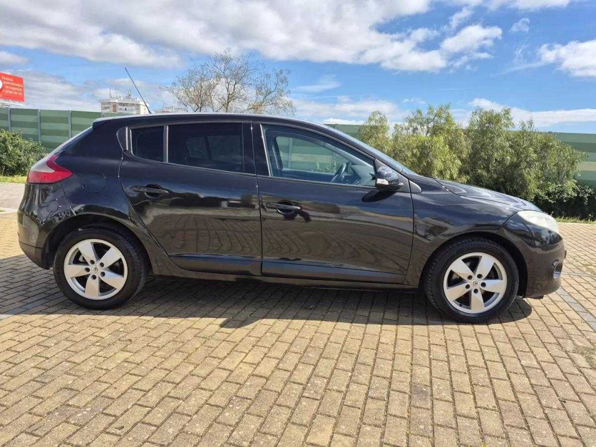 renault-megane-2010-diesel-1461cc