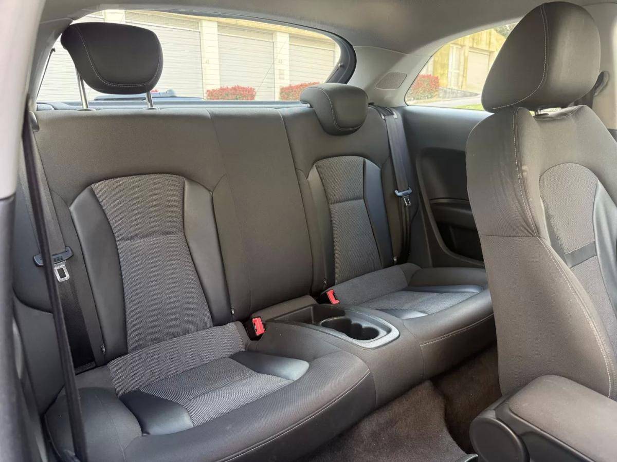 audi-a1-2011-diesel-1598cc