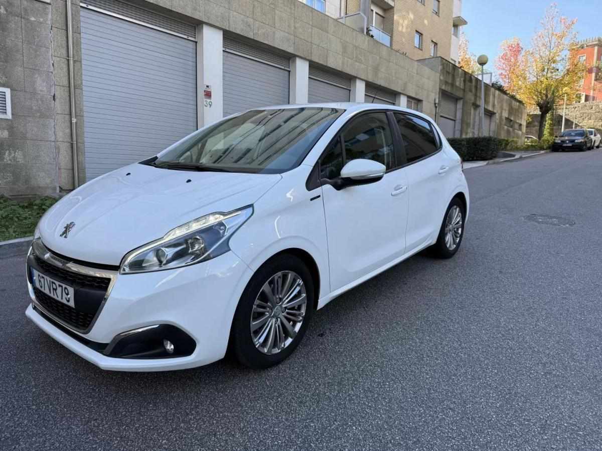 peugeot-208-2018-diesel-1499cc