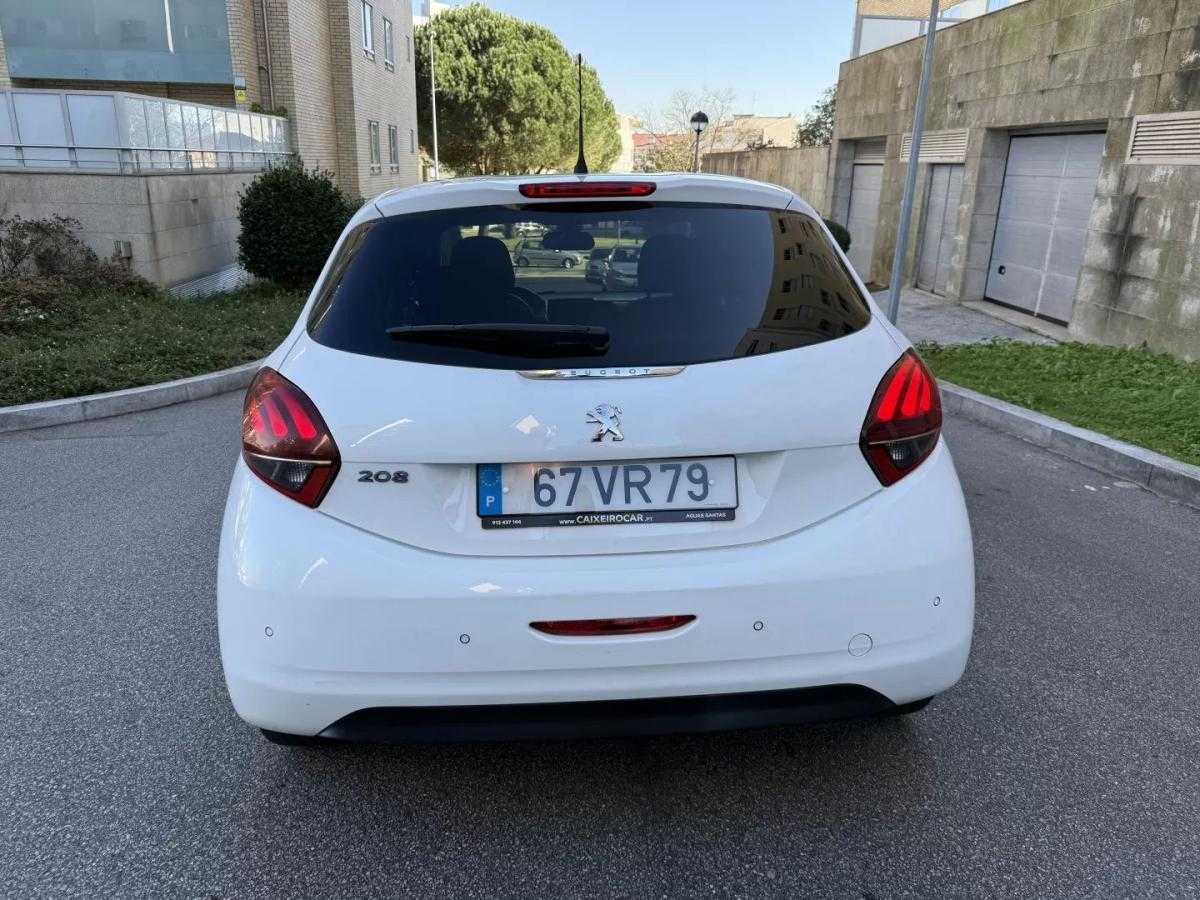 peugeot-208-2018-diesel-1499cc