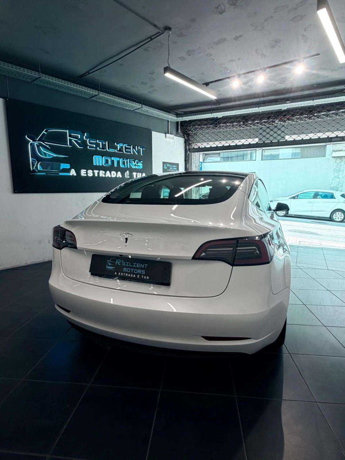tesla-model-3-2023-eletrico-0cc