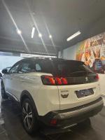 peugeot-3008-2022-hibrido-a-gasolina-1598cc
