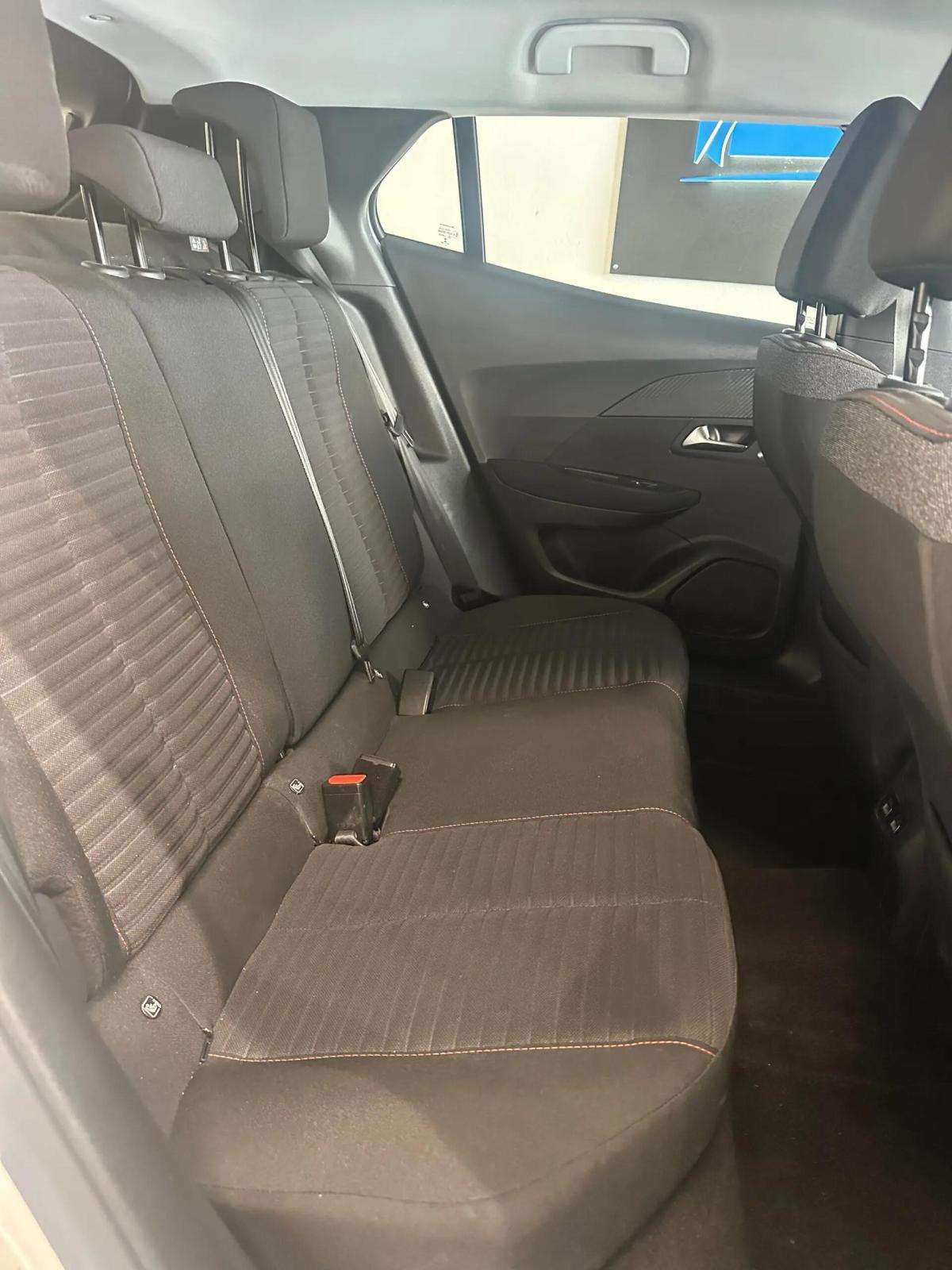 peugeot-2008-2022-gasolina-1199cc