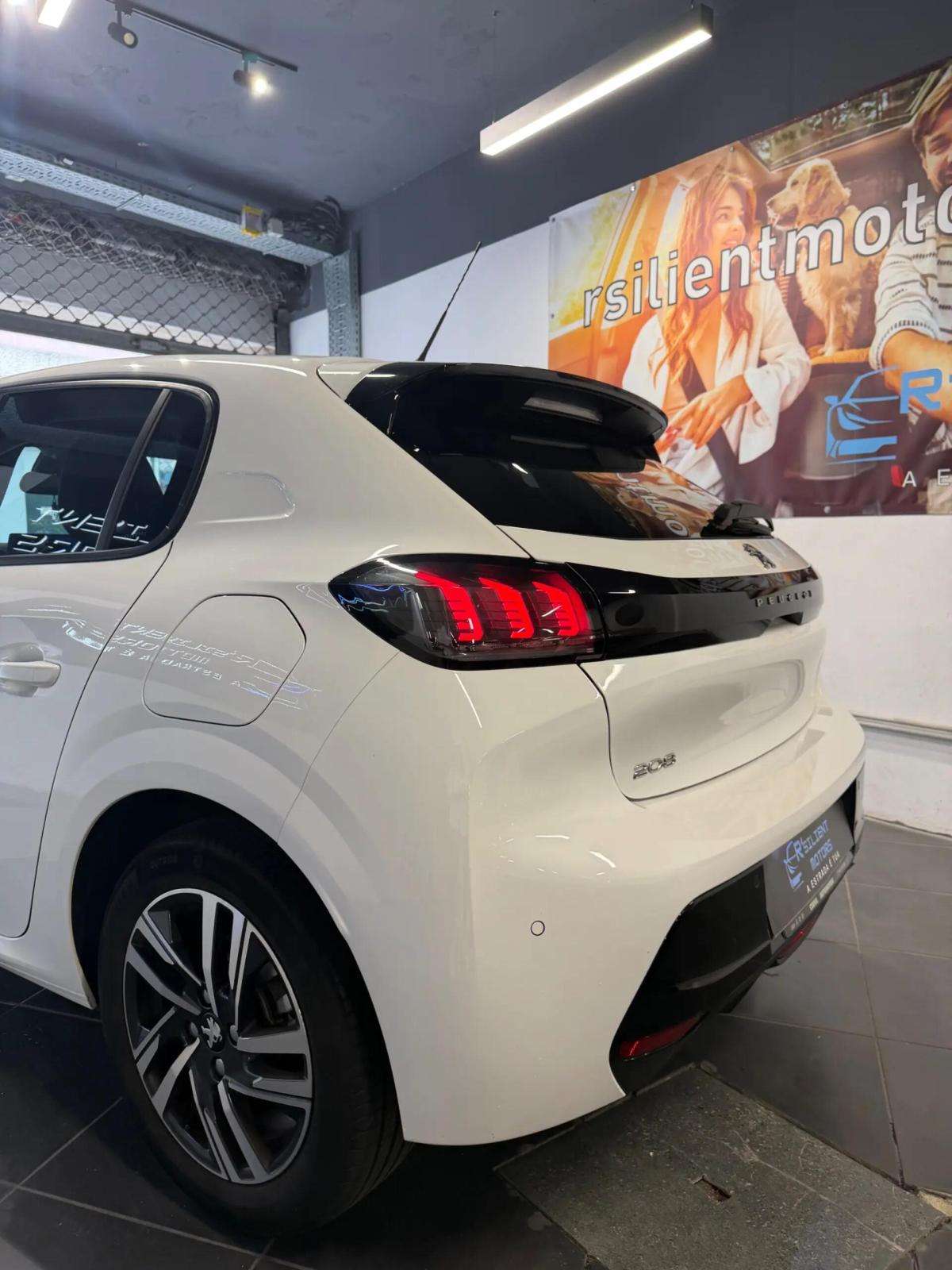 peugeot-208-2021-gasolina-1199cc