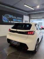 peugeot-208-2021-gasolina-1199cc