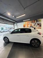 peugeot-208-2021-gasolina-1199cc
