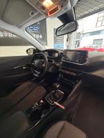 peugeot-208-2021-gasolina-1199cc
