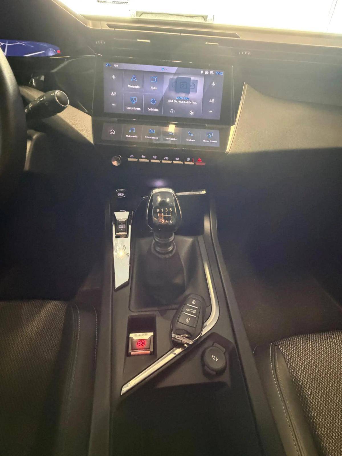 peugeot-308-sw-2022-diesel-1499cc