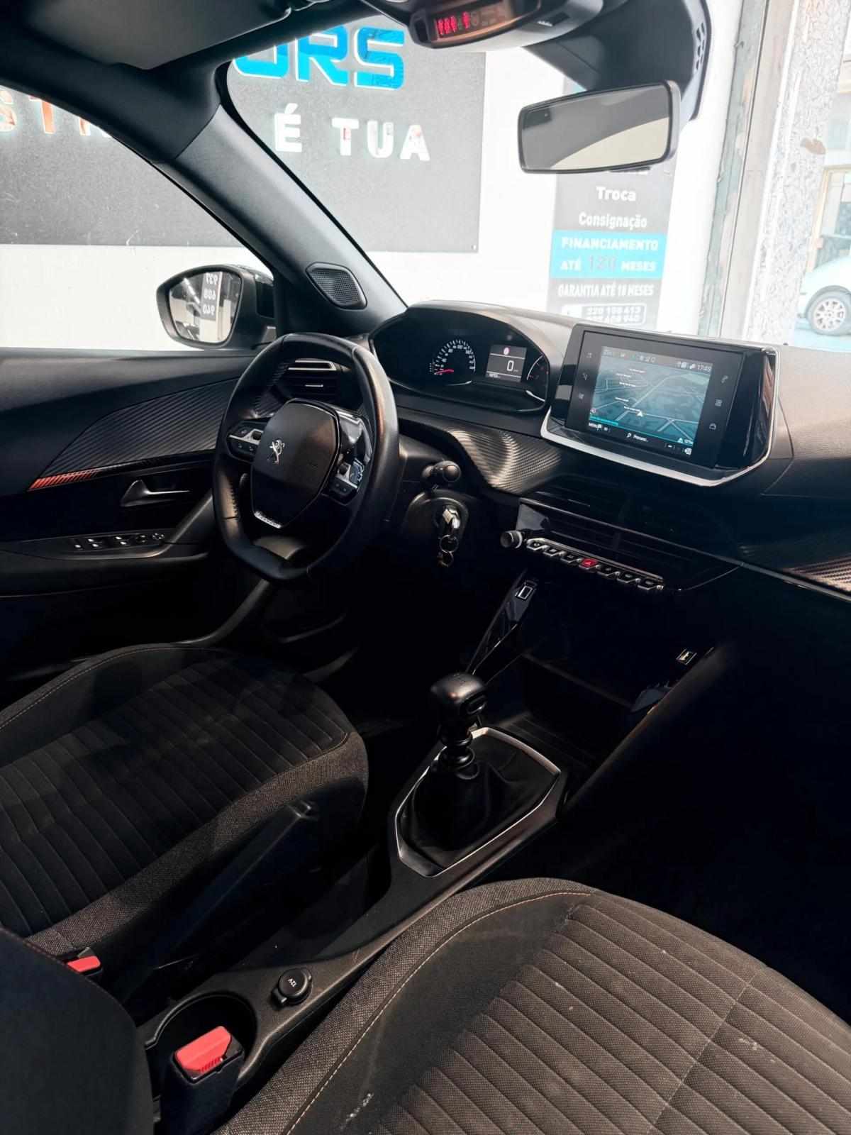 peugeot-2008-2023-gasolina-1199cc