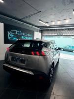 peugeot-2008-2023-gasolina-1199cc