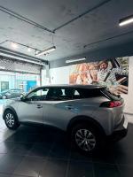 peugeot-2008-2023-gasolina-1199cc