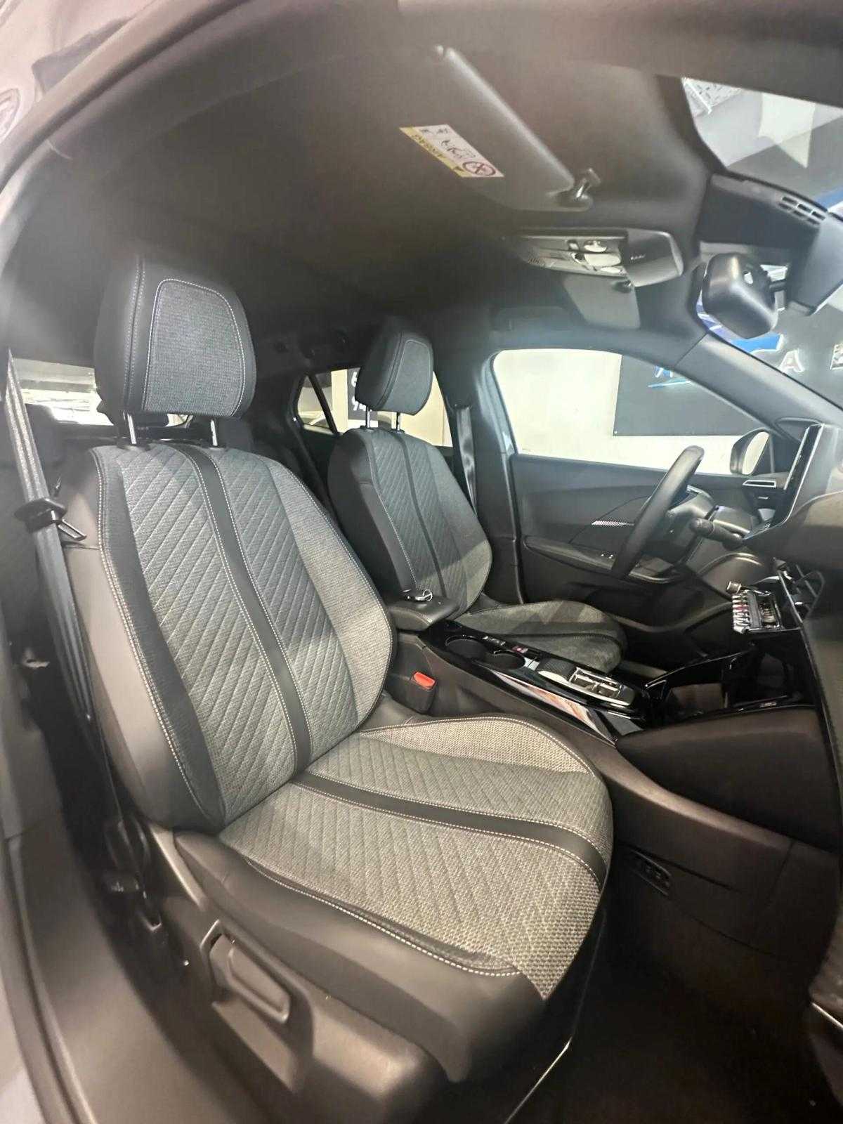 peugeot-e-2008-2025-eletrico-0cc