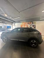 peugeot-e-2008-2025-eletrico-0cc