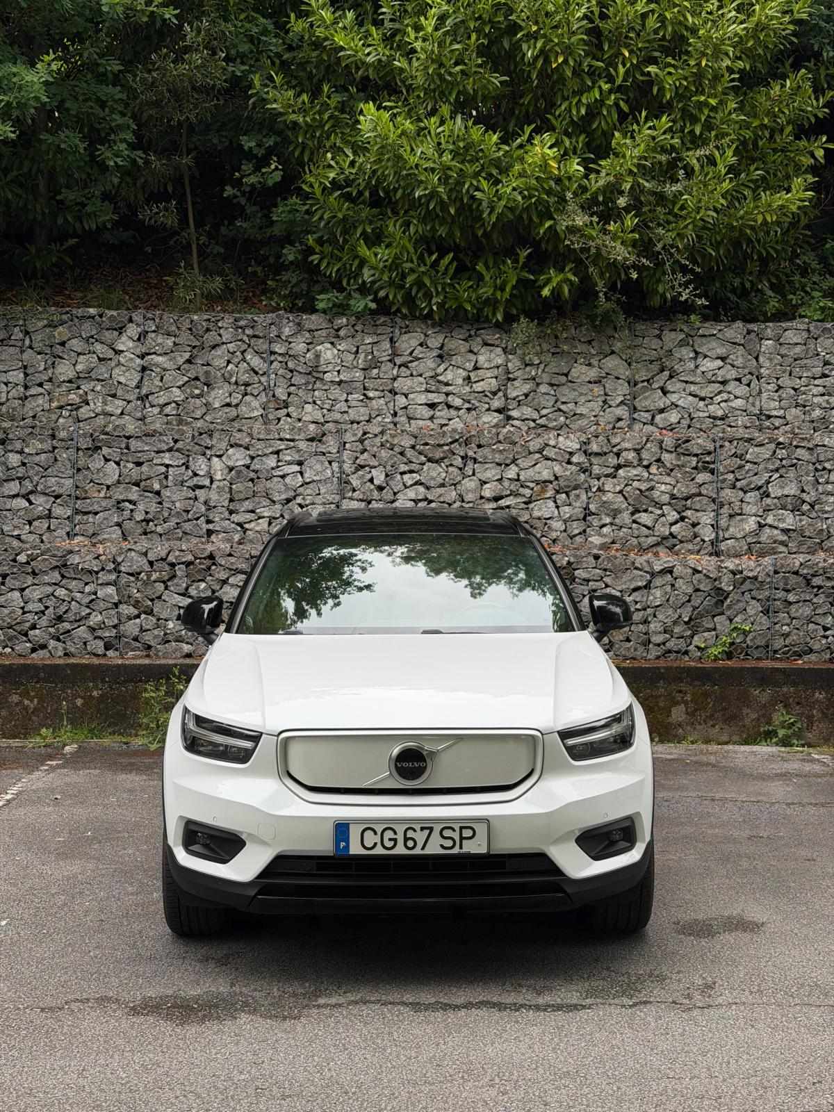 volvo-xc40-p8-recharge-awd-2020-eletrico