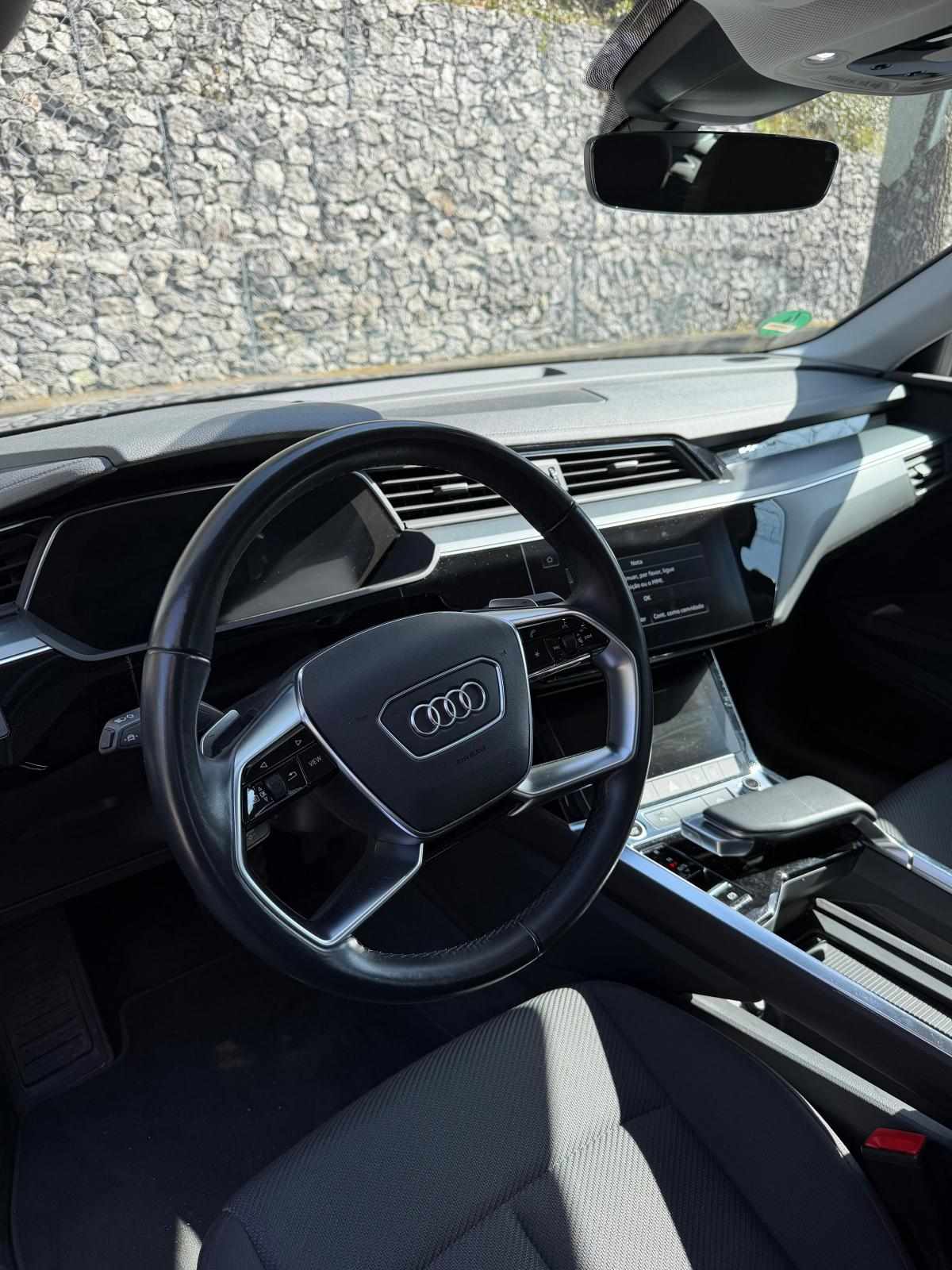 audi-e-tron-50-quattro-2020-eletrico