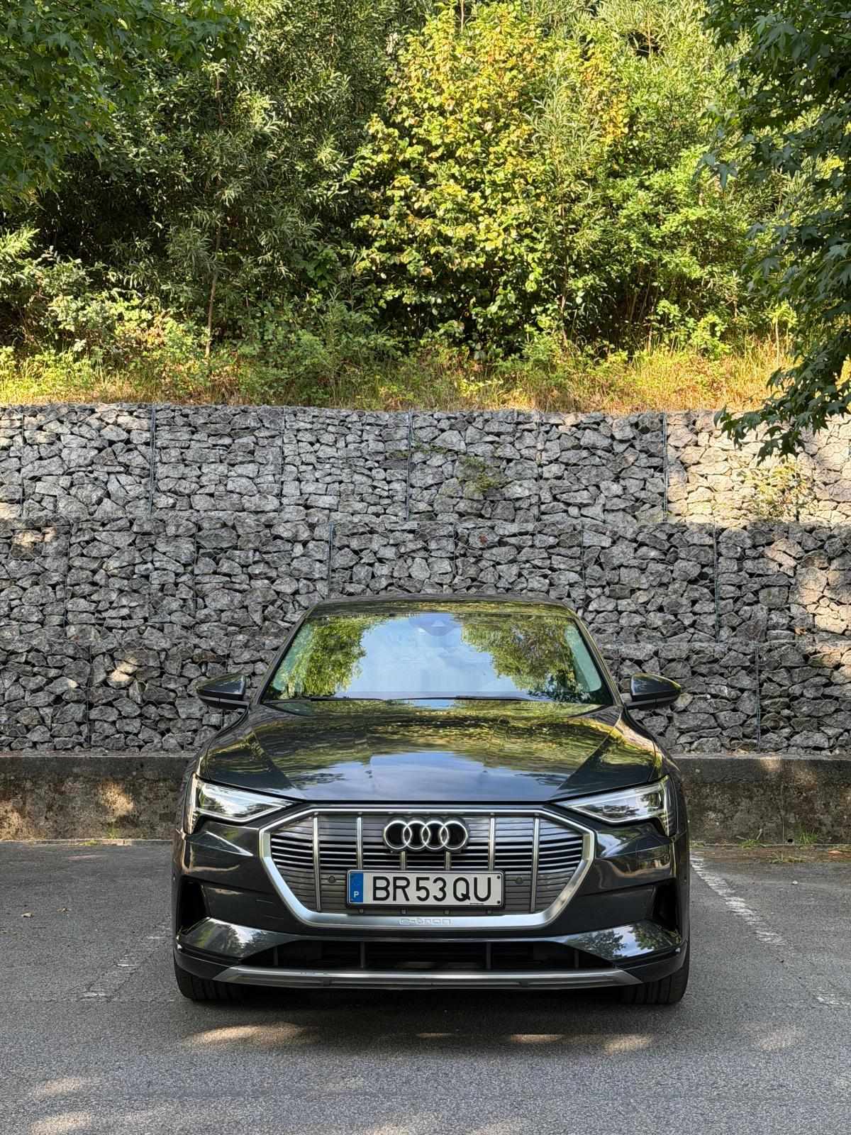 audi-e-tron-55-quattro-2020-eletrico