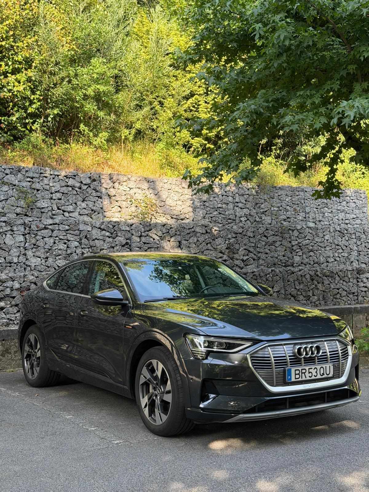 audi-e-tron-55-quattro-2020-eletrico