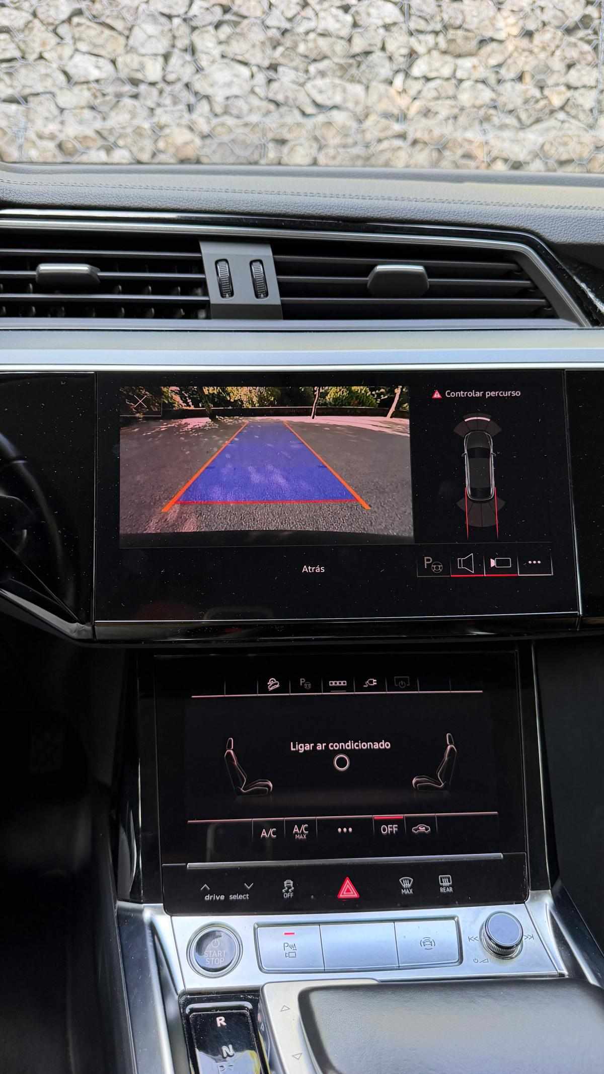 audi-e-tron-55-quattro-2020-eletrico