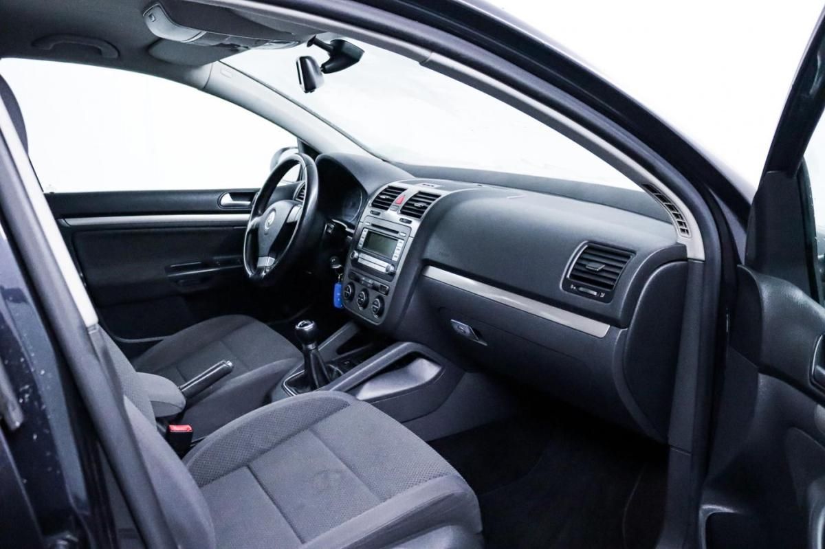 volkswagen-golf-2007-diesel-1896cc