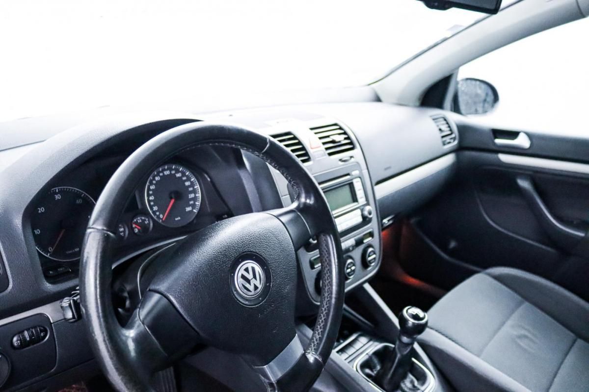 volkswagen-golf-2007-diesel-1896cc